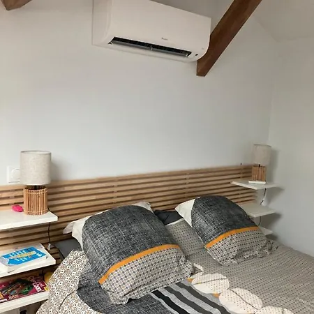 Cosy Avec Grande Terrasse